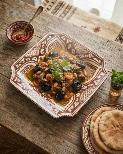 Hand-Painted Brown & White Square Ceramic Plate – Moroccan Style